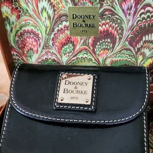 Dooney and Bourke wallet (circa 2006)